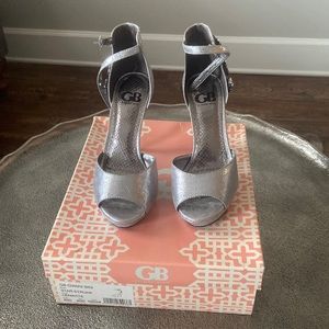 Silver Sparkly Heels sz 8.5